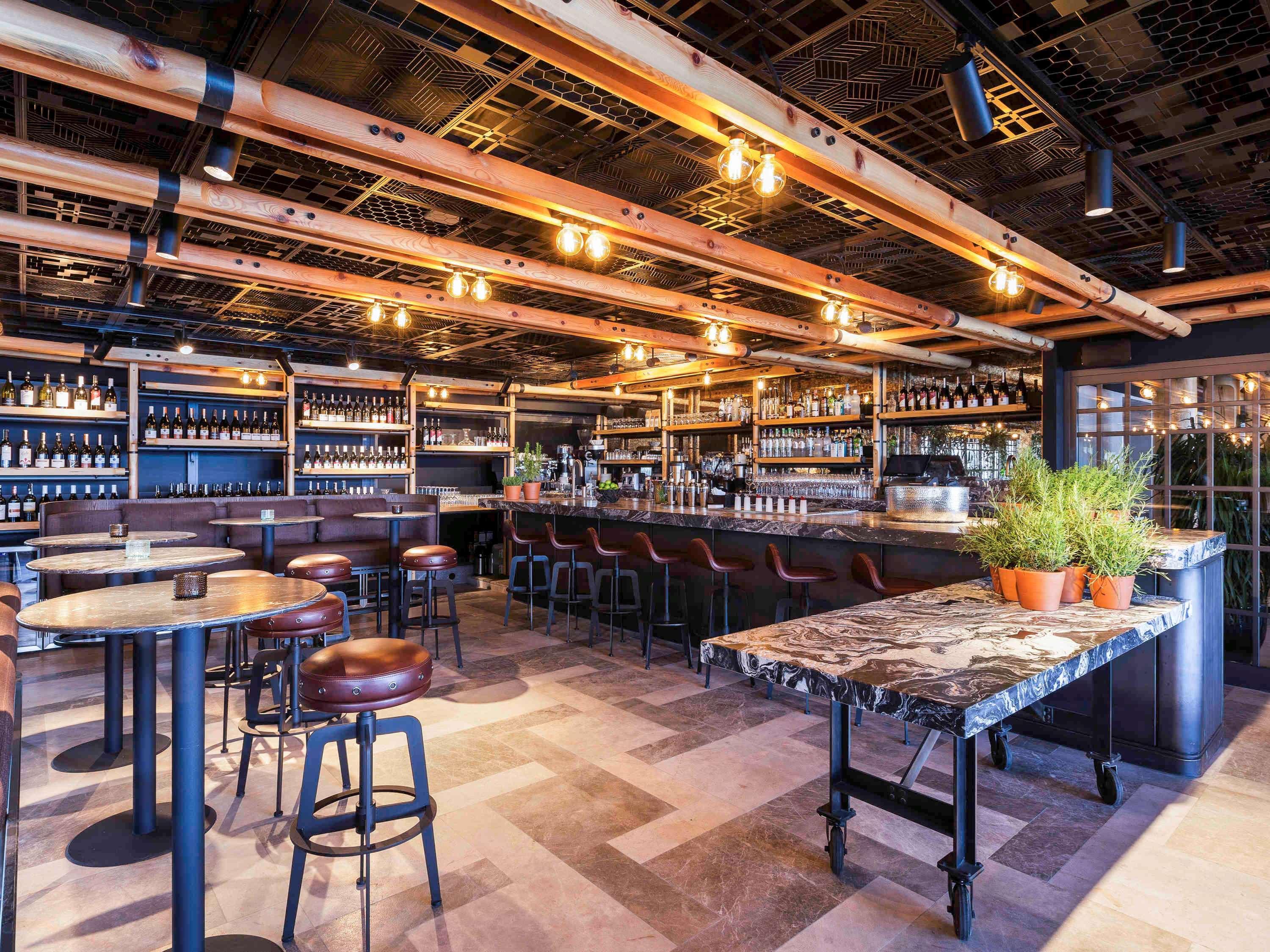 노보텔 이스탄불 보스포루스 호텔 외부 사진 The interior of the restaurant